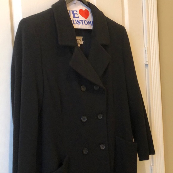 🎉 Host Pick - Beautiful Wool Coat 🎉 - Picture 1 of 3